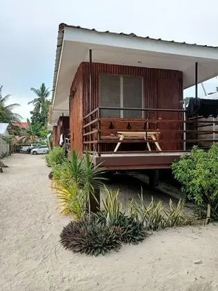Kır Evi, Denize Sıfır