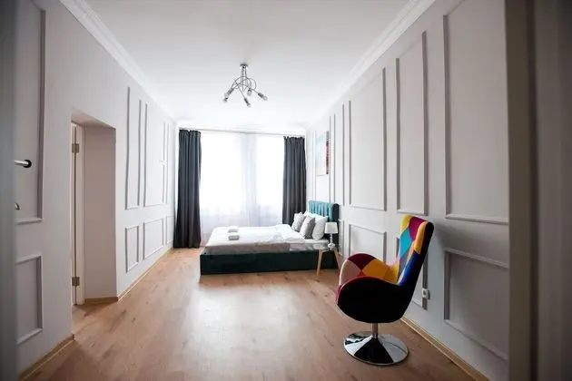 Standard Daire, Birden Çok Yatak, Şehir Manzaralı (Knyazya Y. Osmomysl Square 3)