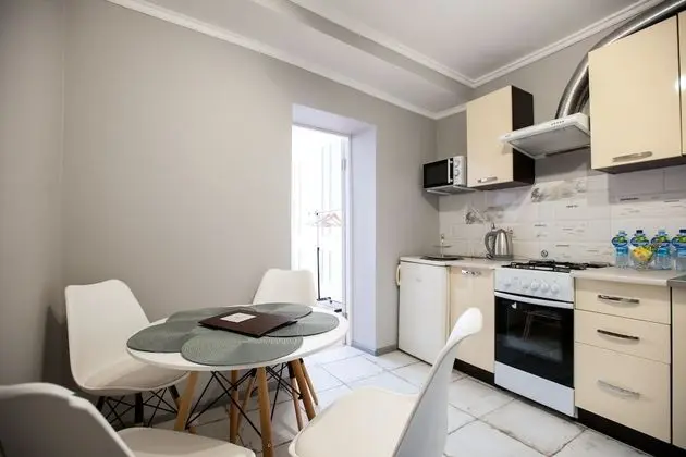 Standard Daire, Birden Çok Yatak, Şehir Manzaralı (Knyazya Y. Osmomysl Square 3)