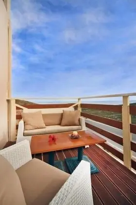 Comfort Apart Daire, Deniz Manzaralı (Beige Apartment)