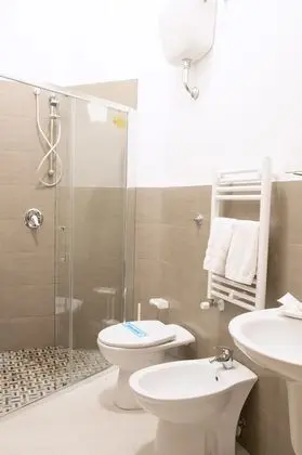 Superior Tek Büyük Yataklı Oda, Banyolu/Duşlu