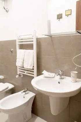 Superior Tek Büyük Yataklı Oda, Banyolu/Duşlu