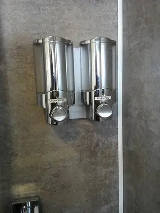 Tek Büyük Yataklı Oda, Banyolu/Duşlu