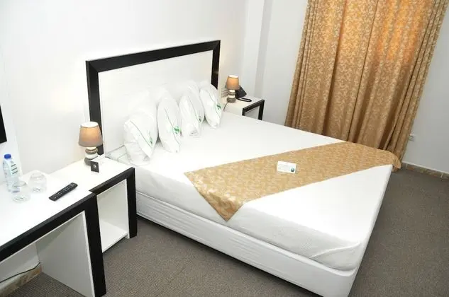 Tek Büyük Yataklı Oda