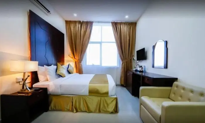 Tek Büyük veya İki Ayrı Yataklı Oda, Şehir Manzaralı