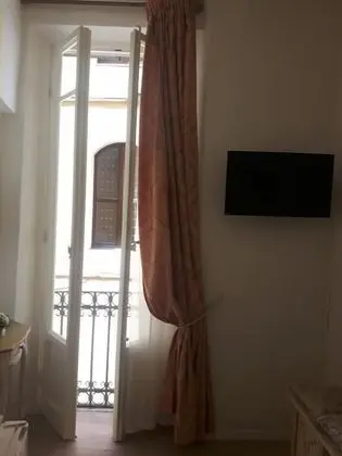 Basic Tek Kişilik Oda, Ortak Banyo