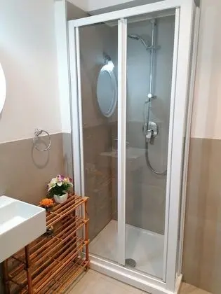 Basic Tek Kişilik Oda, Ortak Banyo