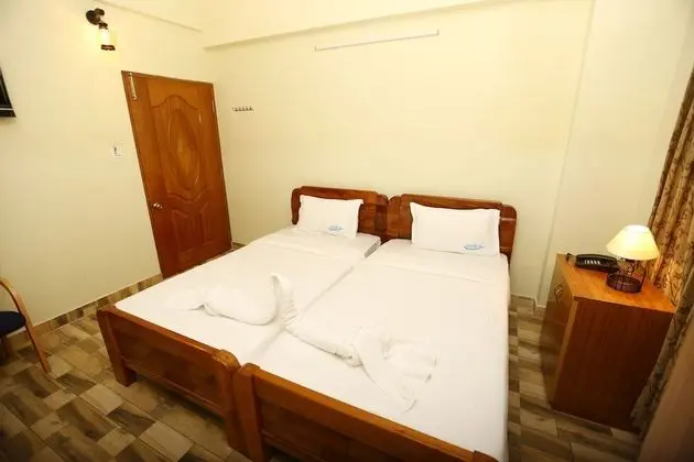 Deluxe Tek Büyük Yataklı Oda (Non-AC)