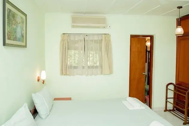 Deluxe Tek Büyük Yataklı Oda, Havuz Kullanımı, Bahçe Manzaralı