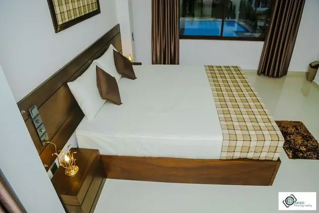 Luxury Tek Büyük Yataklı Oda