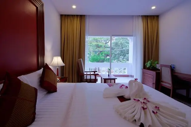 Deluxe Tek Büyük Yataklı Oda, Balkon, Şehir Manzaralı