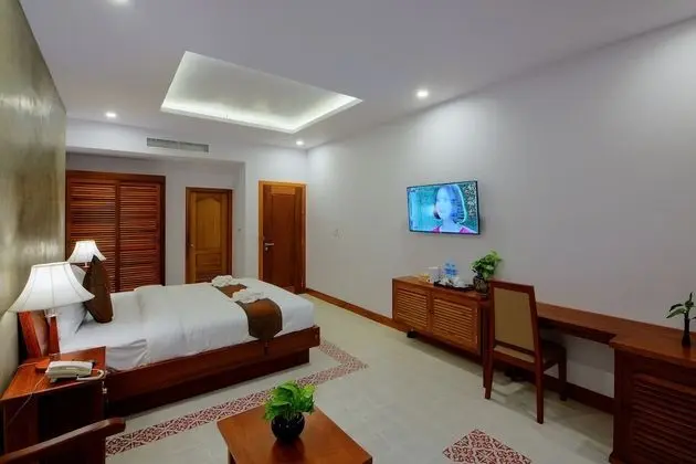 Deluxe Tek Büyük Yataklı Oda, Balkon, Şehir Manzaralı
