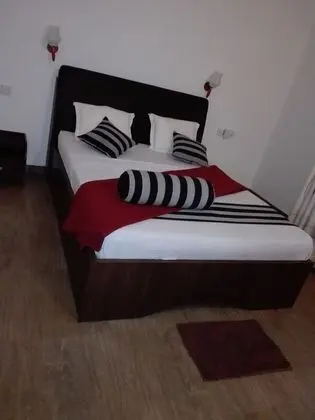 Basic Tek Büyük Yataklı Oda