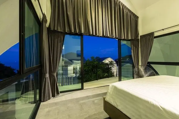 9-Bedroom Pool Villa