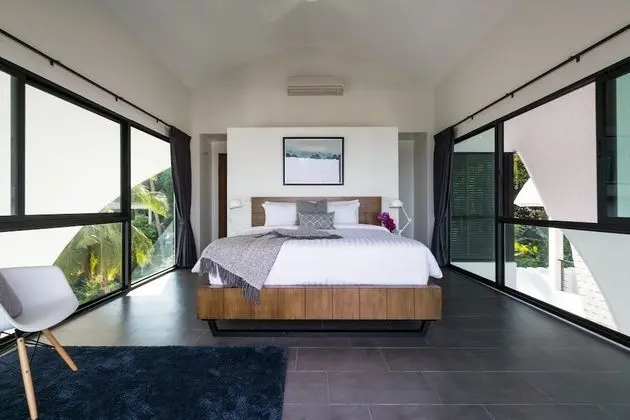 9-Bedroom Pool Villa