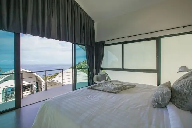 9-Bedroom Pool Villa