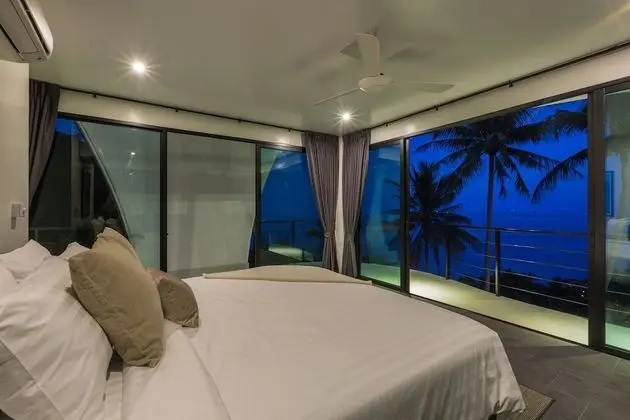 9-Bedroom Pool Villa