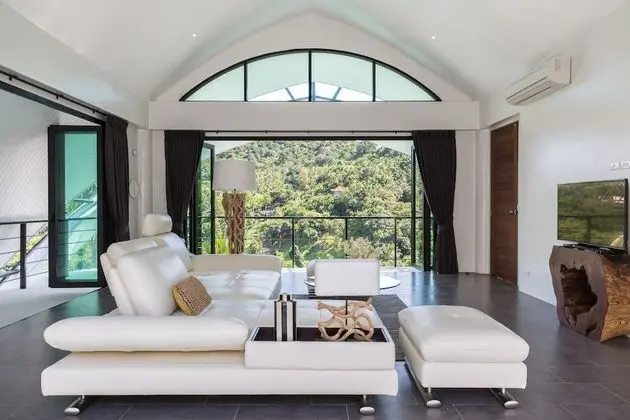 9-Bedroom Pool Villa