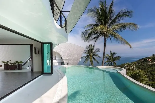 9-Bedroom Pool Villa