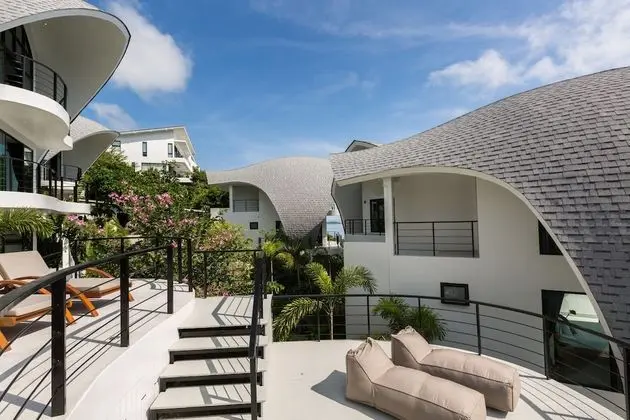 9-Bedroom Pool Villa