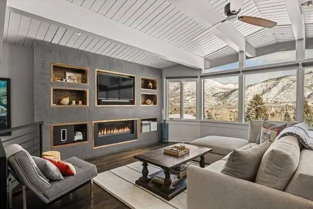 Daire (Shadow Mountain 13)