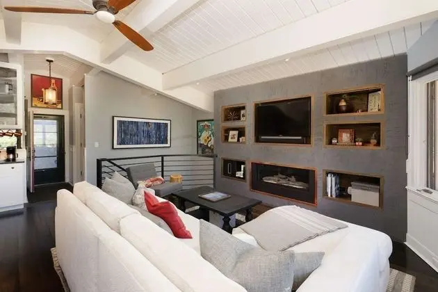 Daire (Shadow Mountain 13)