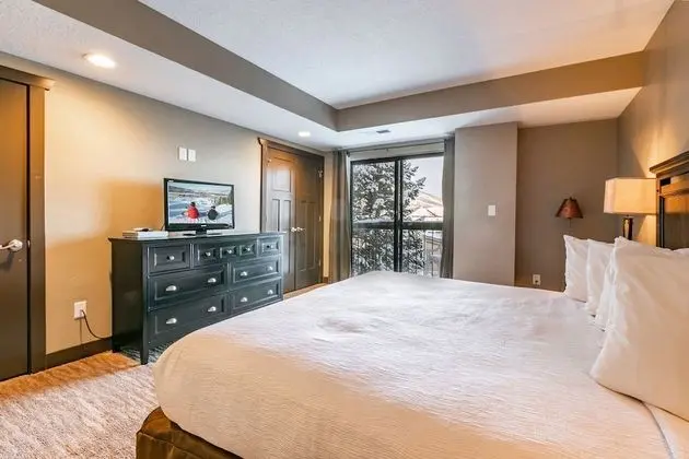 2 Bedroom Condominium