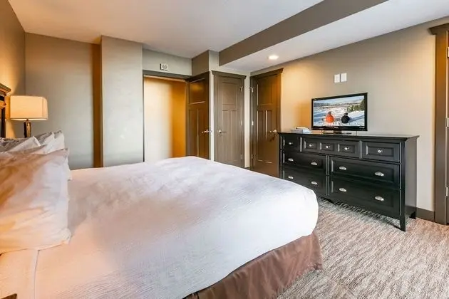 2 Bedroom Condominium