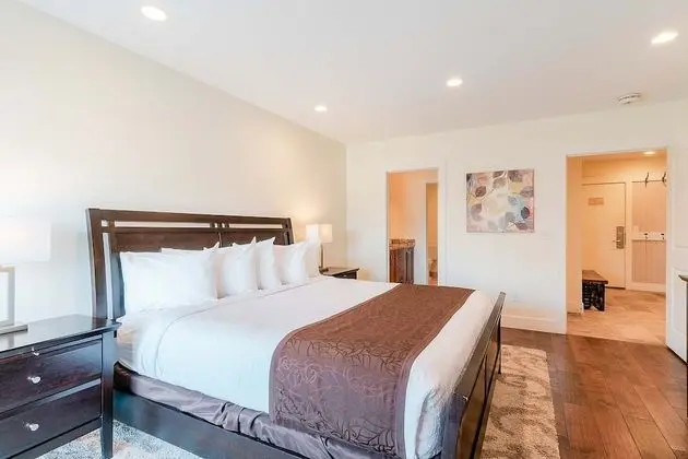 2 Bedroom Condominium