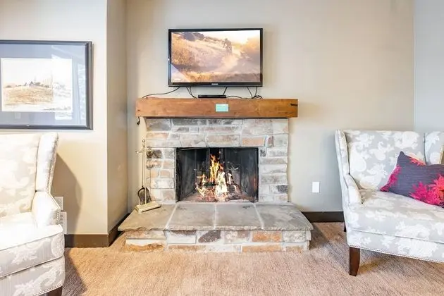 2 Bedroom Condominium