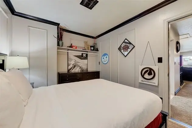 3 Bedroom Condominium