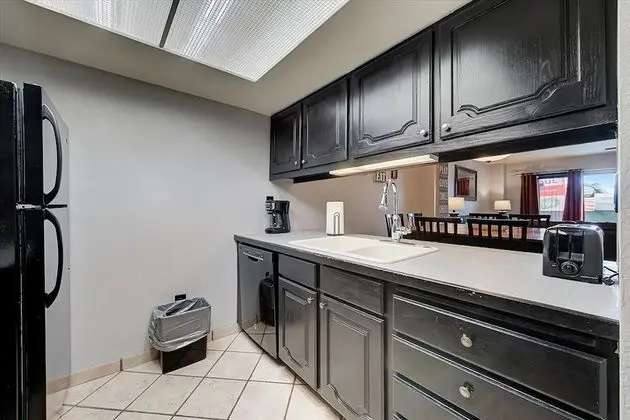 3 Bedroom Condominium
