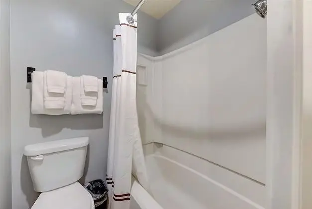 3 Bedroom Condominium