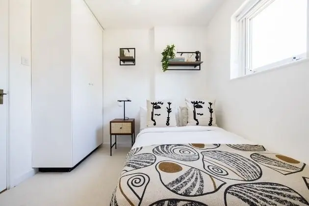 Ev (4 Bedrooms)