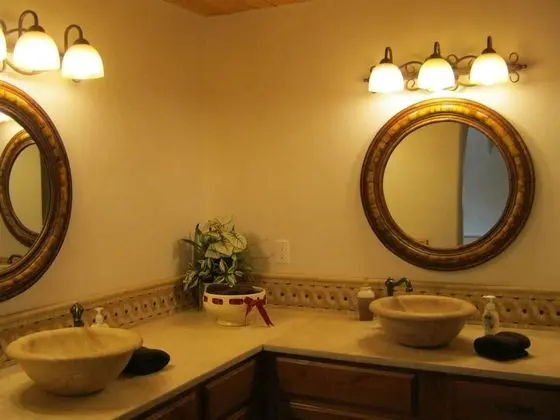Presidential Villa, 4 Yatak Odası, Şömine
