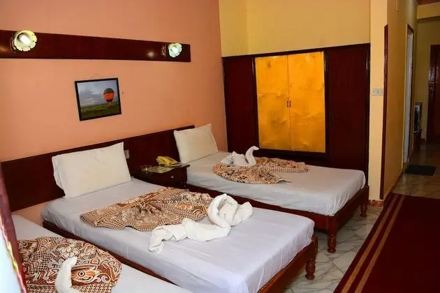 Economy Oda, Şehir Manzaralı