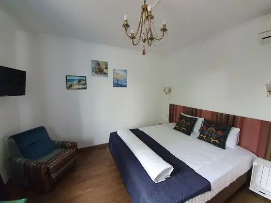 Standard Tek Büyük veya İki Ayrı Yataklı Oda