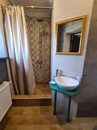 Superior Tek Büyük veya İki Ayrı Yataklı Oda
