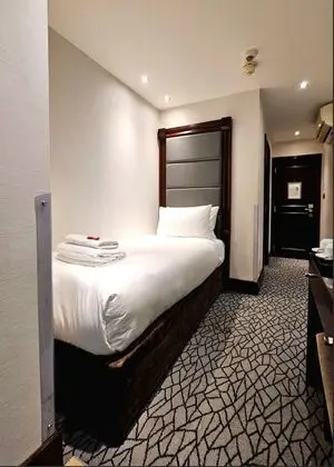 Standard Üç Kişilik Oda