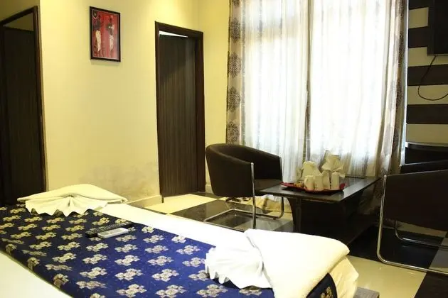 Deluxe Oda, Sigara İçilmez