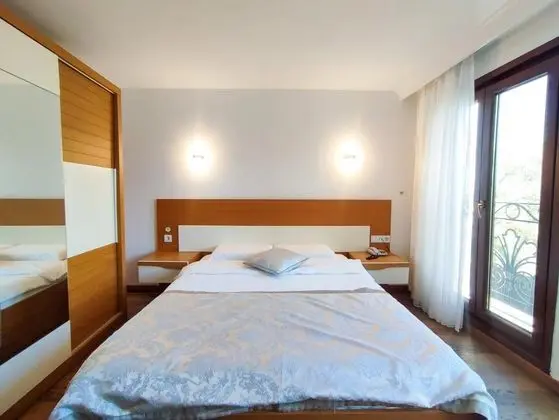 Standart Oda, Şehir Manzaralı