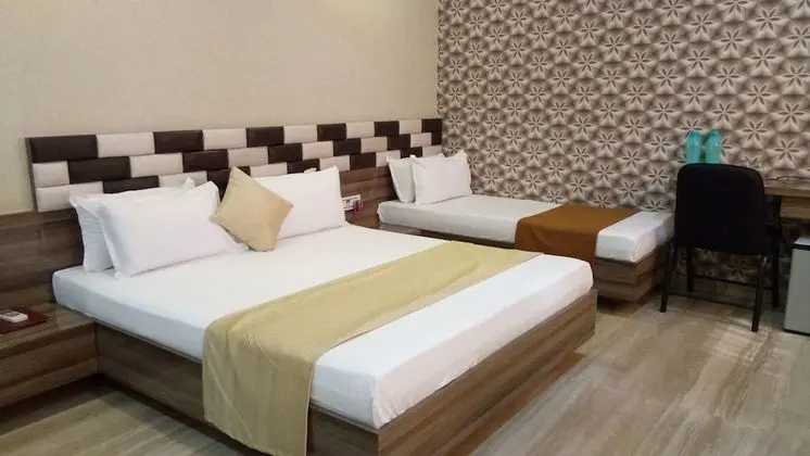 Deluxe Üç Kişilik Oda