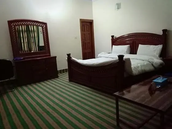 Standard Tek Büyük Yataklı Oda