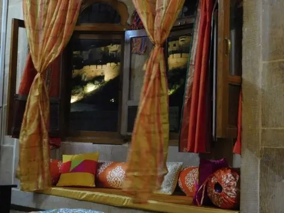Deluxe Fort View Room AC