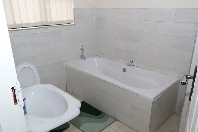 Apart Daire, 2 Büyük (Queen) Boy Yatak, Engellilere Uygun, Havuz Manzaralı