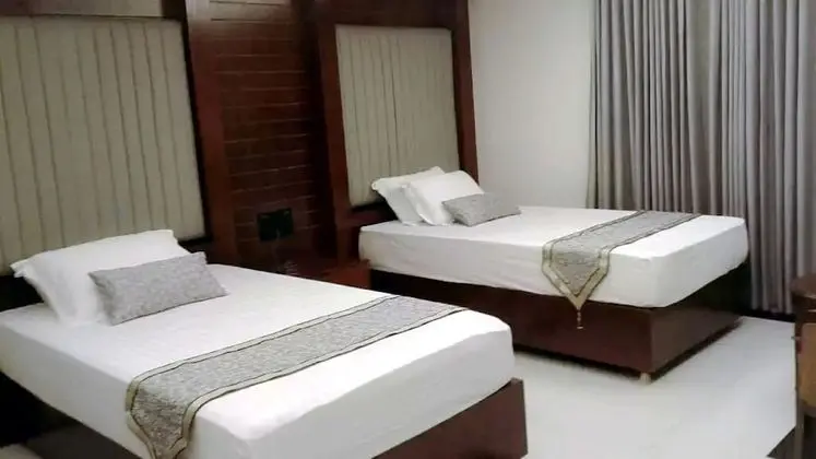 Premium İki Ayrı Yataklı Oda, 2 Tek Kişilik Yatak, Balkon, Havuz Manzaralı