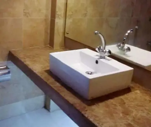Premium İki Ayrı Yataklı Oda, 2 Tek Kişilik Yatak, Balkon, Havuz Manzaralı