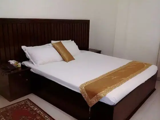 Premium Tek Büyük Yataklı Oda, Havuz Manzaralı, Havuz Kenarı