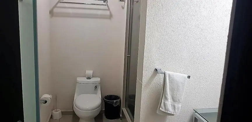 Double Room shared bathroom