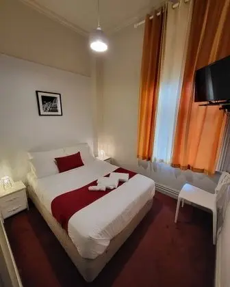 Tek Büyük Yataklı Oda